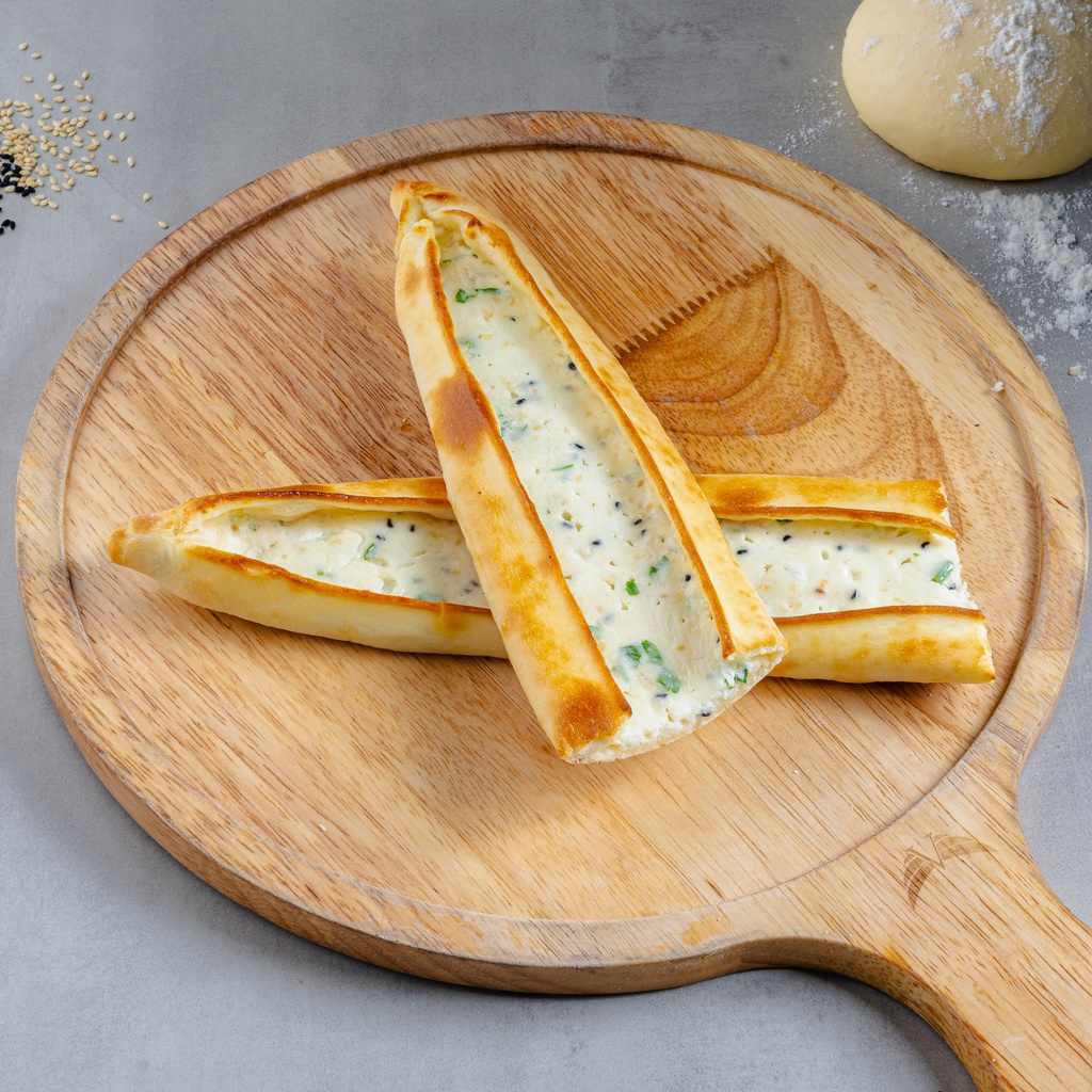 Akkawi cheese pie