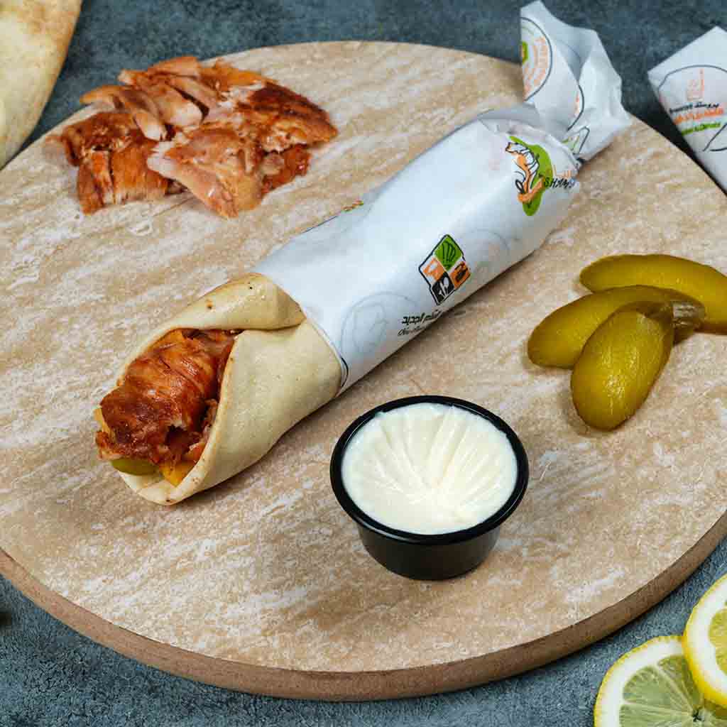 Small shawarma sandwich with cheese