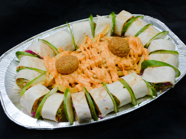 Falafel tortilla plate