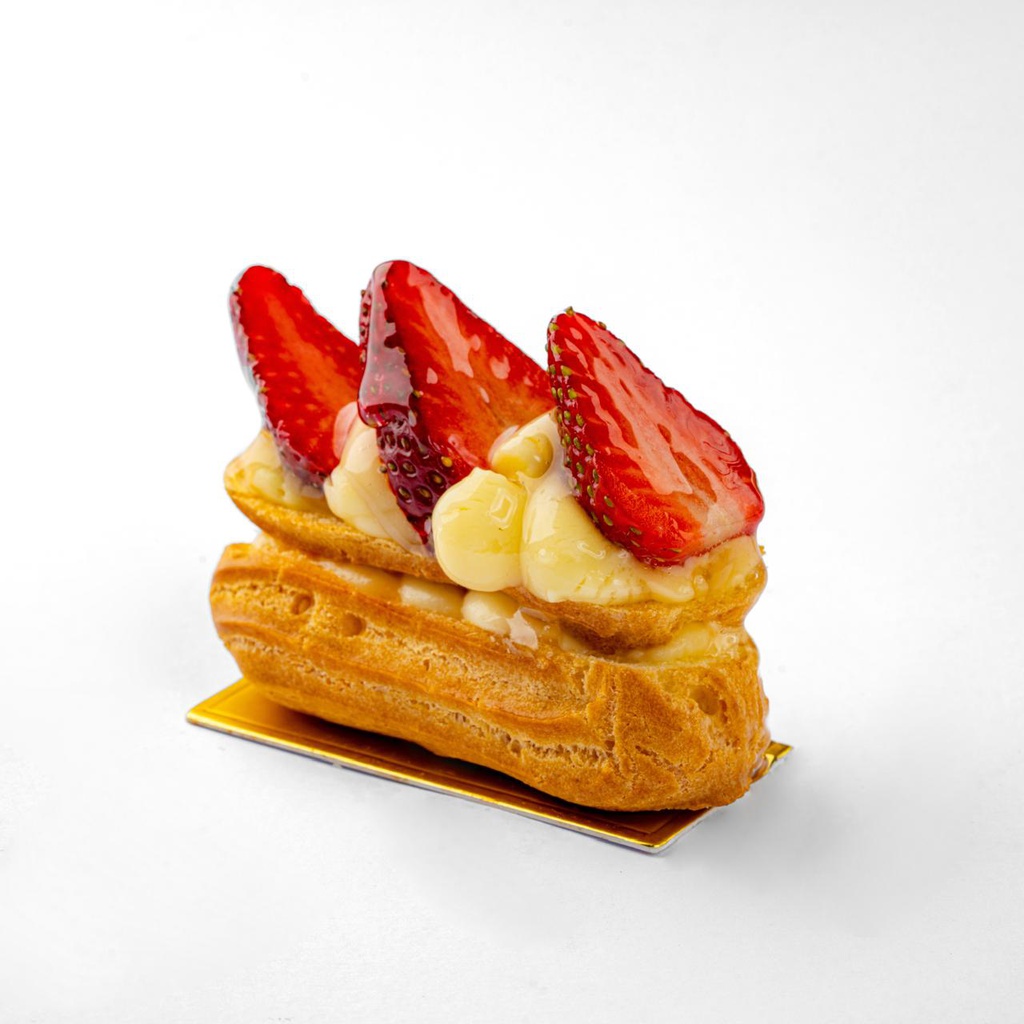 Fruits Eclair