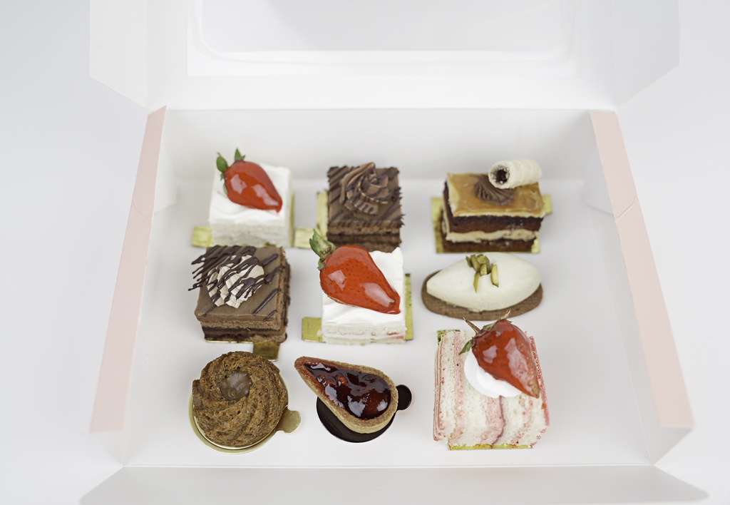 Mini cake box