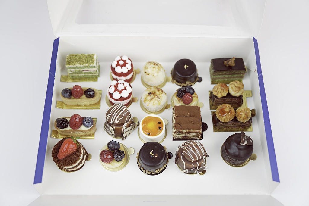 Premium Mini Cake Box