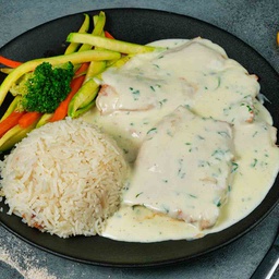 Chicken with cream and herbs