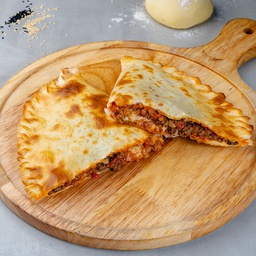 Arayes, fried meat or cheese