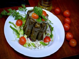 Grape leaves plate 