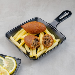 Fried kibbeh with meat