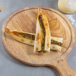 Liquid cheese and thyme pie